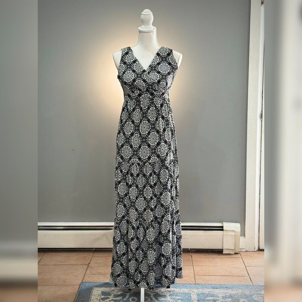 B/W St. John's Bay Sleeveless Maxi Dress Size S EUC